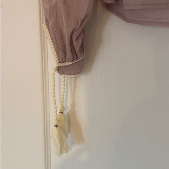 Lilac blouse, with lovely white trim and tassels - Picture 3 of 5